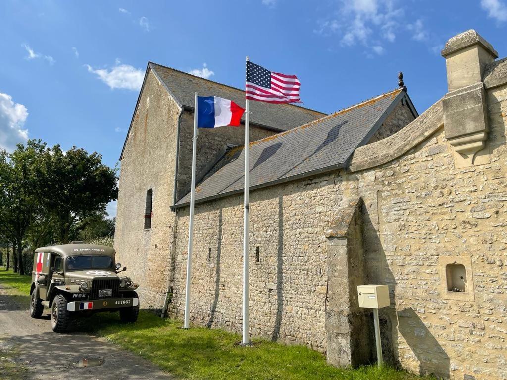 Le Clos Du Bas Courtil Guesthouse B&B Omaha Beach Osmanville Bagian luar foto