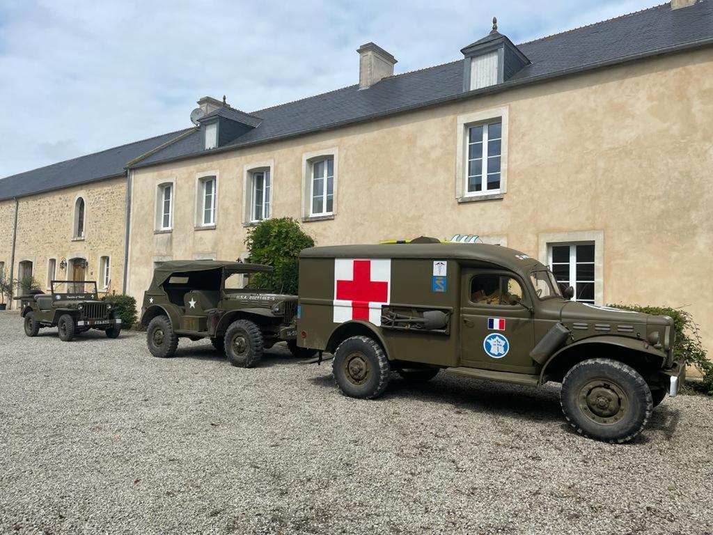 Le Clos Du Bas Courtil Guesthouse B&B Omaha Beach Osmanville Bagian luar foto