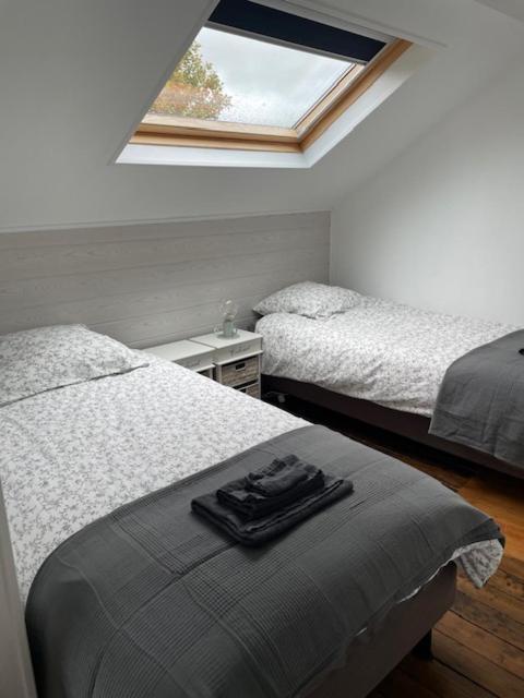 Le Clos Du Bas Courtil Guesthouse B&B Omaha Beach Osmanville Bagian luar foto