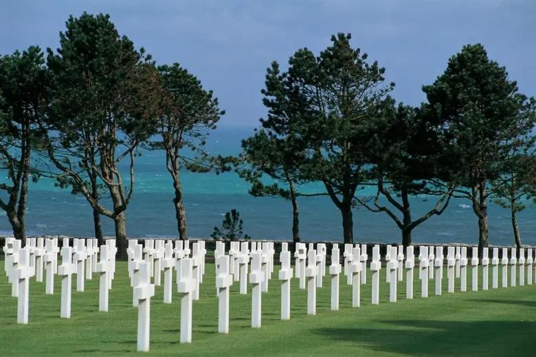 Le Clos Du Bas Courtil Guesthouse B&B Omaha Beach Osmanville Bagian luar foto